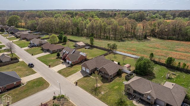 5502 S 32nd Street, Paragould, AR 72450