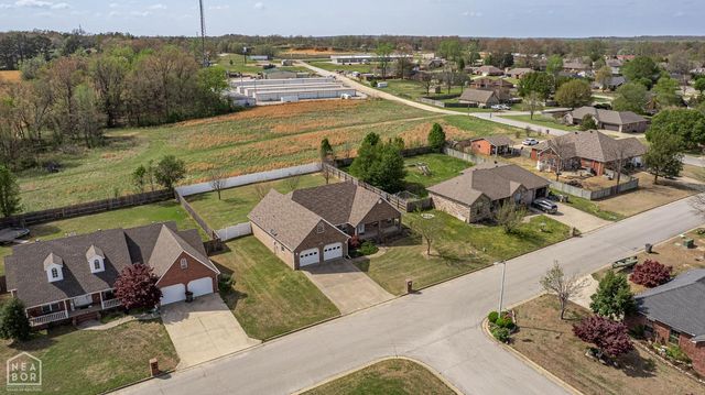 5502 S 32nd Street, Paragould, AR 72450