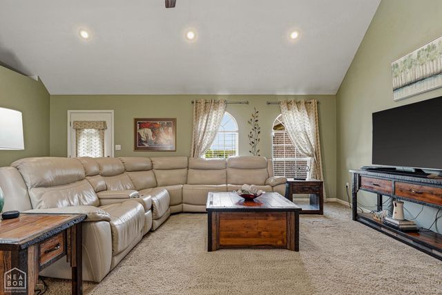 5502 S 32nd Street, Paragould, AR 72450