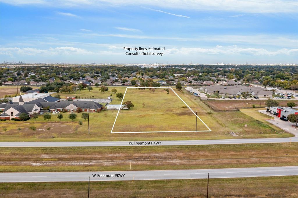 0 Fairmont Parkway, La Porte, TX 77571