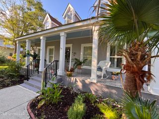 210 Bay Oaks Drive, Bay Saint Louis, MS 39520