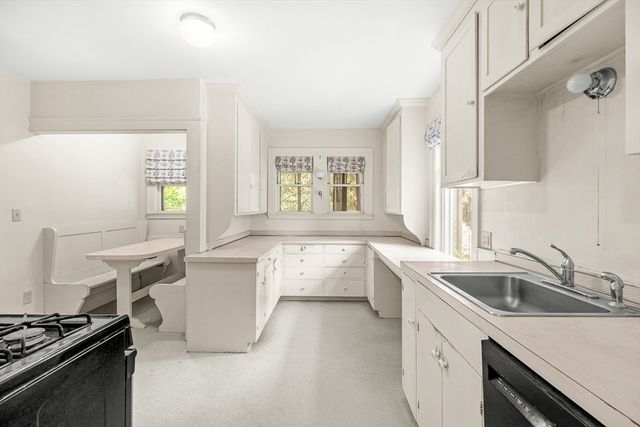 30 Rangeley Road, Winchester, MA 01890