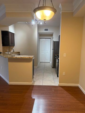 1111 Myrtlewood Circle E 1111, Palm Beach Gardens, FL 33408