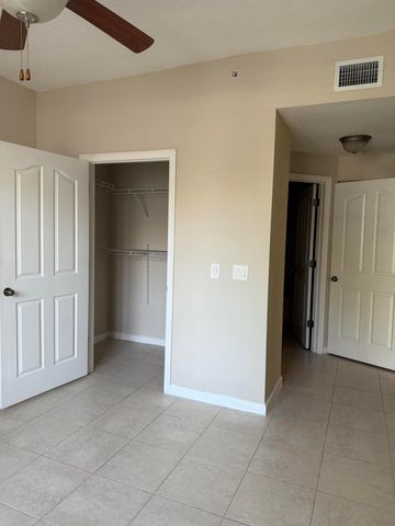 1111 Myrtlewood Circle E 1111, Palm Beach Gardens, FL 33408