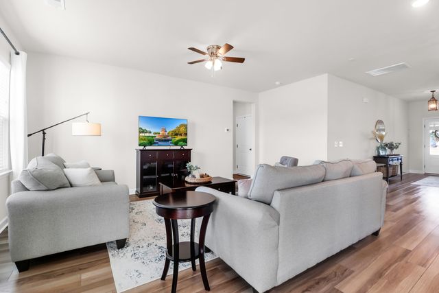 765 Sienna Way, Summerville, SC 29486