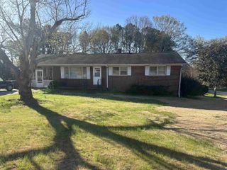 821 Rice Road, Spartanburg, SC 29303