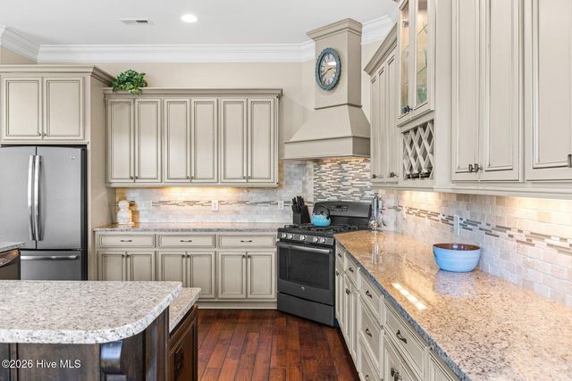 6581 Willowbank Place SW, Ocean Isle Beach, NC 28469