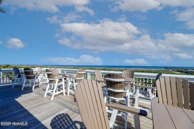 6581 Willowbank Place SW, Ocean Isle Beach, NC 28469