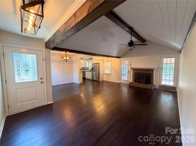6727 Glenmoor Drive, Charlotte, NC 28214