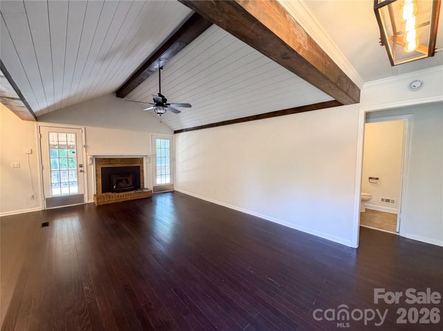 6727 Glenmoor Drive, Charlotte, NC 28214