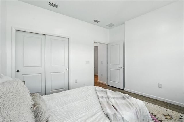 2003 Don Benito WAY, Naples, FL 34120