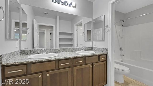 5905 Middle Rock Street, North Las Vegas, NV 89081