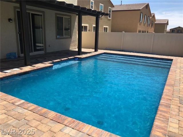 5905 Middle Rock Street, North Las Vegas, NV 89081