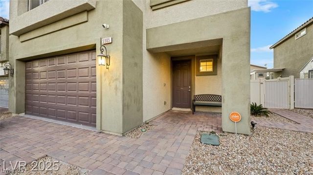 5905 Middle Rock Street, North Las Vegas, NV 89081