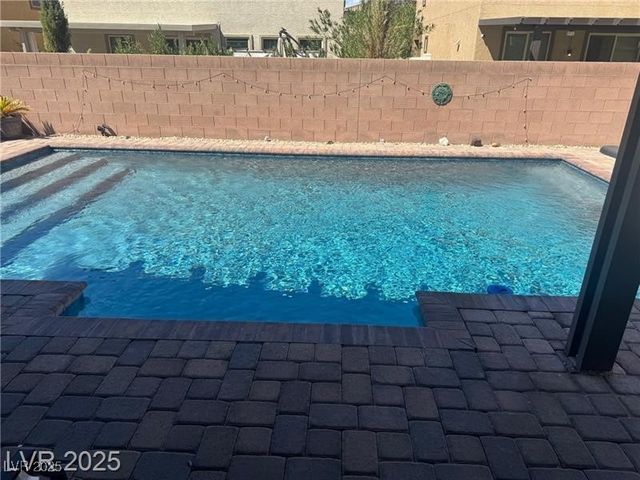 5905 Middle Rock Street, North Las Vegas, NV 89081