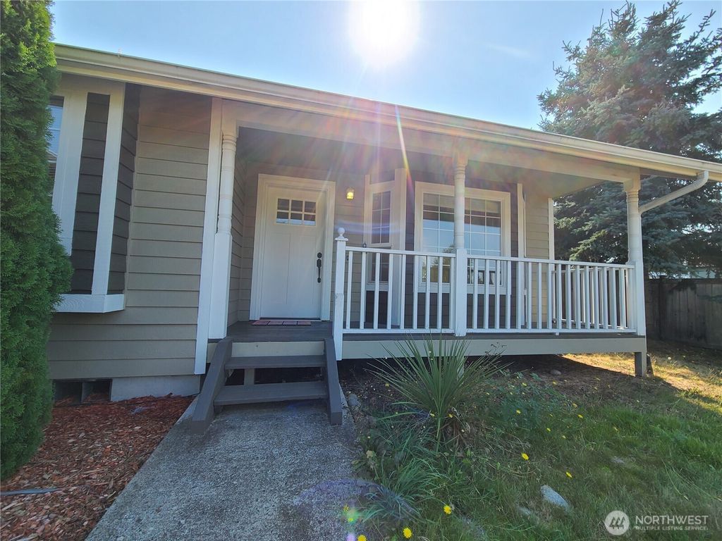 12014 163rd Street Court E, Puyallup, WA 98374