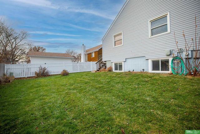 14807 Willow Creek Drive, Omaha, NE 68138