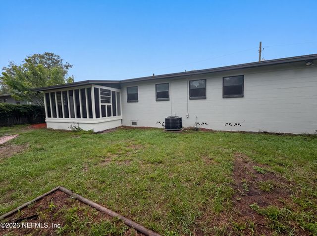 7520 ALTUS Drive S, Jacksonville, FL 32277