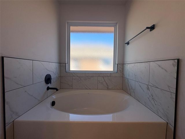 8512 NW 75th Street, Oklahoma City, OK 73132