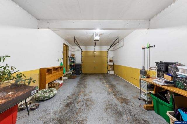 1044 Chestnut St NW, Salem, OR 97304