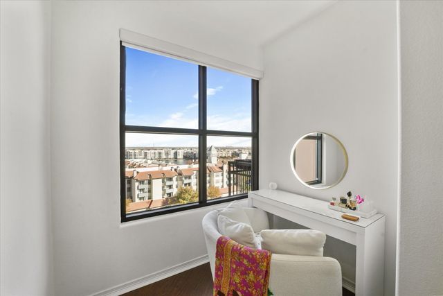 330 Las Colinas Boulevard E 906, Irving, TX 75039