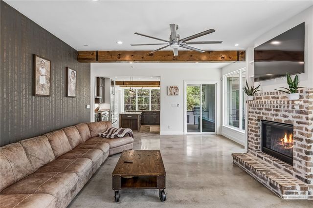 521 Rittimann Road, Spring Branch, TX 78070
