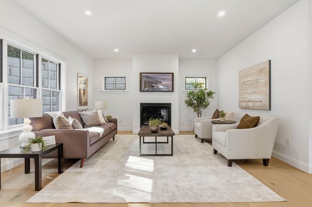 161 Bridge Street, Hamilton, MA 01982