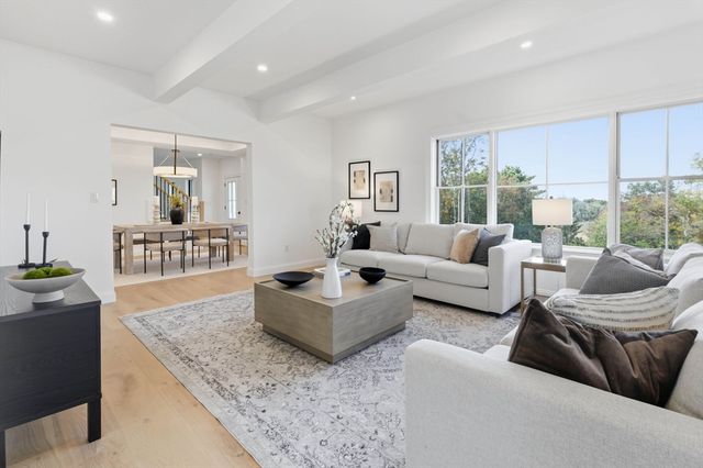 161 Bridge Street, Hamilton, MA 01982