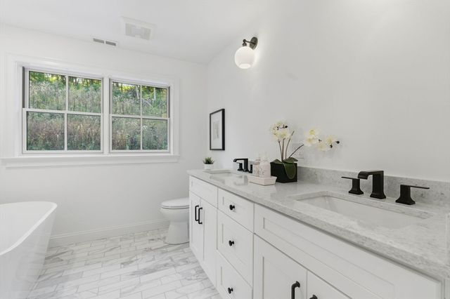 161 Bridge Street, Hamilton, MA 01982