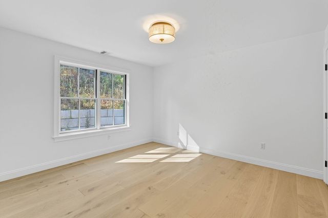 161 Bridge Street, Hamilton, MA 01982