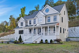 161 Bridge Street, Hamilton, MA 01982