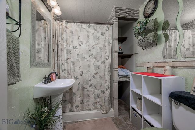 1102 Whispering Pines Drive, Billings, MT 59101