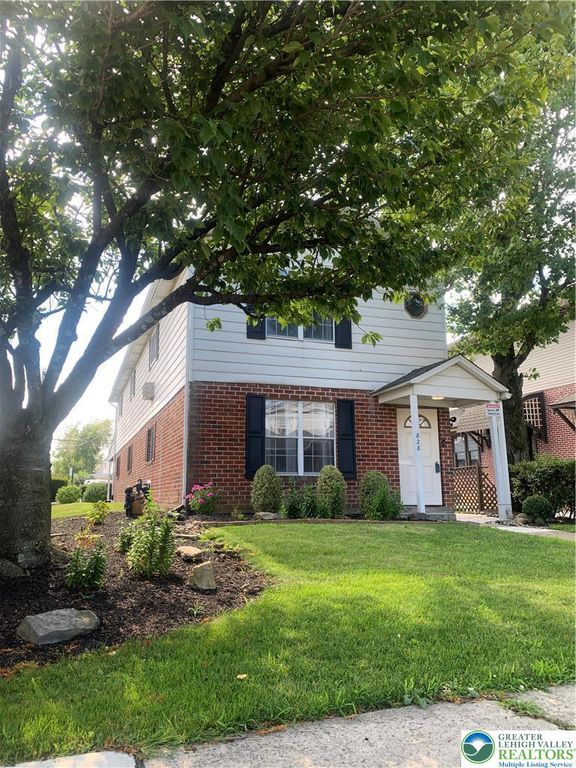 828 North Sherman Street 2nd Floor, Allentown City, PA 18109