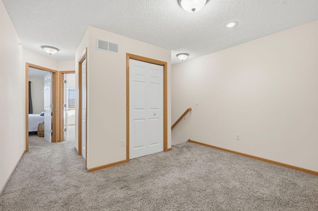 14974 Chestnut Lane, Savage, MN 55378