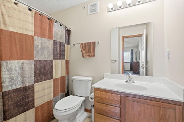 14974 Chestnut Lane, Savage, MN 55378