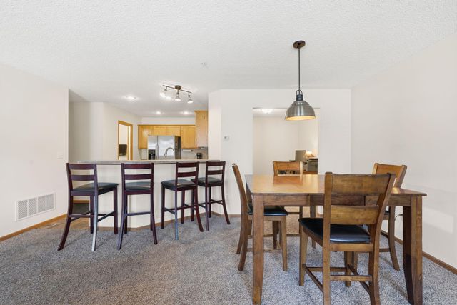 14974 Chestnut Lane, Savage, MN 55378