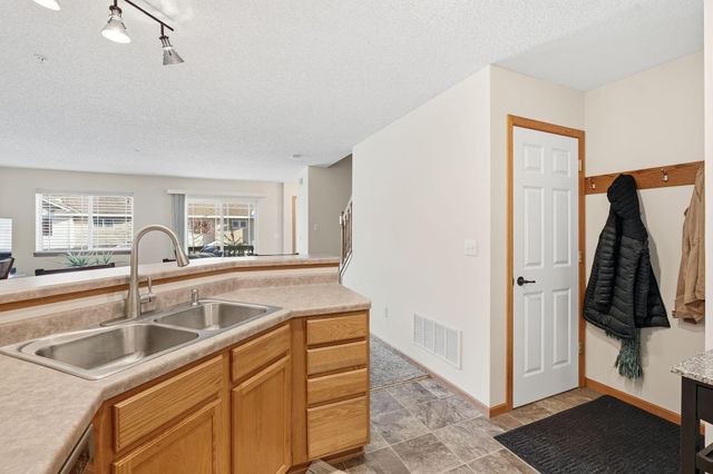 14974 Chestnut Lane, Savage, MN 55378