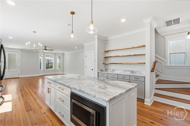 766 E Park Avenue, Savannah, GA 31401