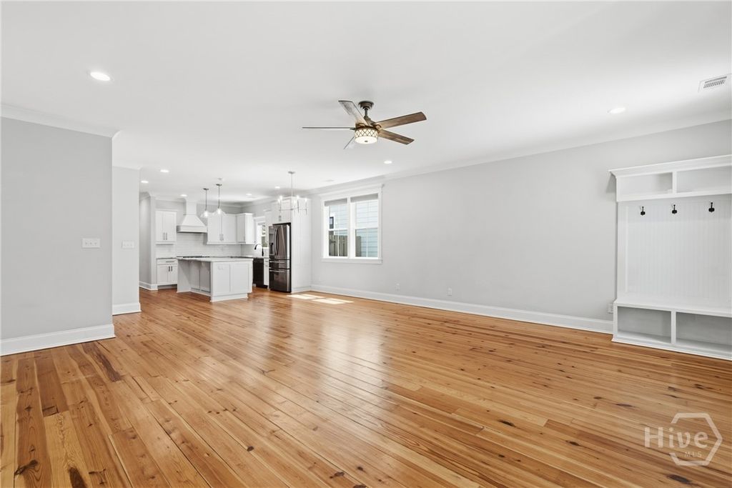 Image 7 of property listing at 766 E Park Avenue, Savannah, GA 31401