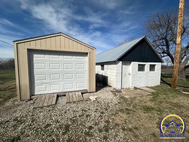 1257 Road 130, Emporia, KS 66801