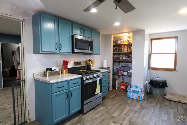 1257 Road 130, Emporia, KS 66801