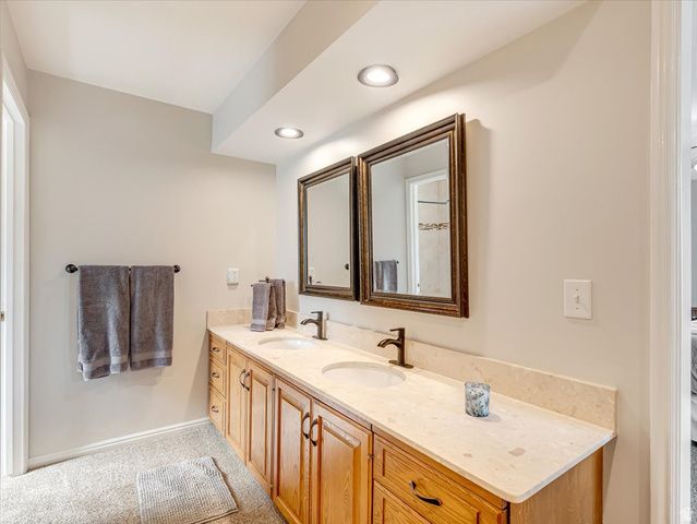 338 E SHAMROCK DR, Murray, UT 84107