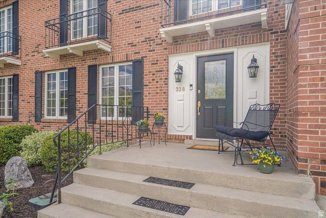 338 E SHAMROCK DR, Murray, UT 84107