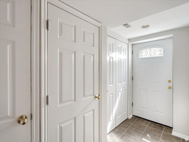 338 E SHAMROCK DR, Murray, UT 84107