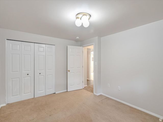 338 E SHAMROCK DR, Murray, UT 84107