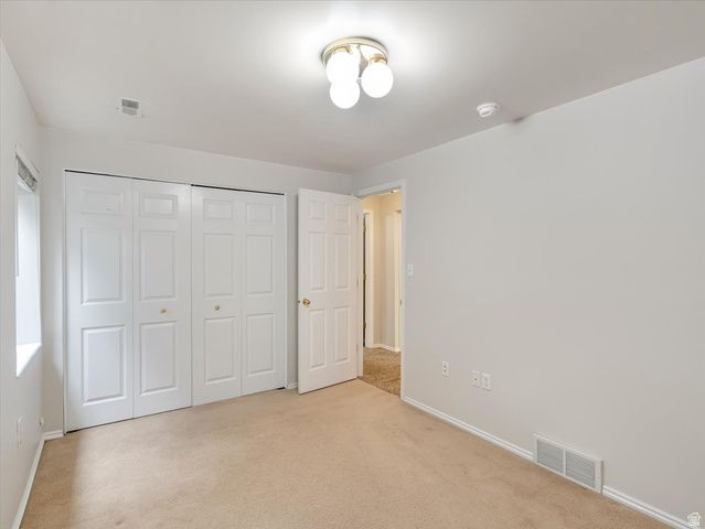 338 E SHAMROCK DR, Murray, UT 84107