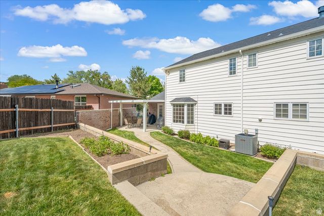 338 E SHAMROCK DR, Murray, UT 84107