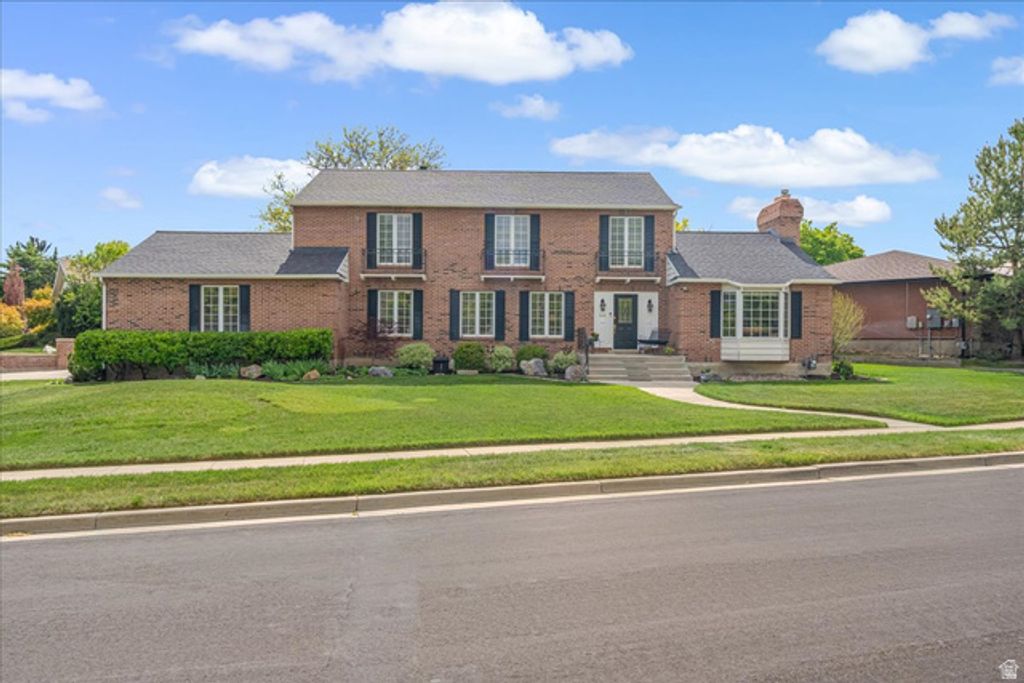 338 E SHAMROCK DR, Murray, UT 84107