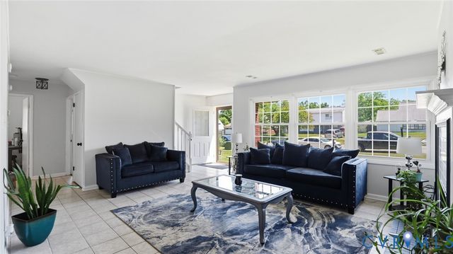 1310 Andover Rd, Henrico, VA 23229