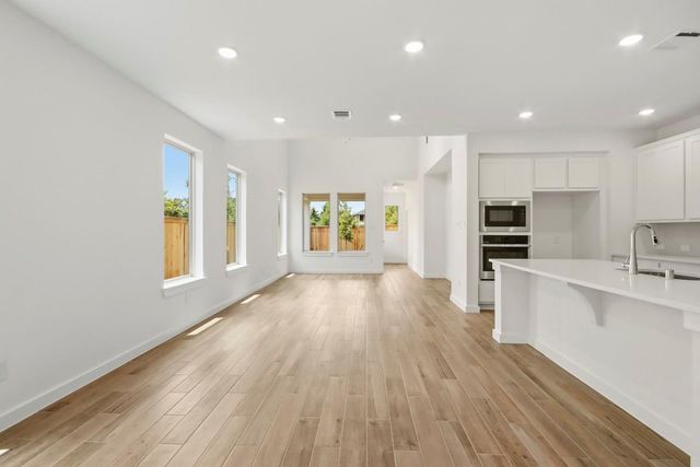 26356 Golden Pass Loop, Montgomery, TX 77316